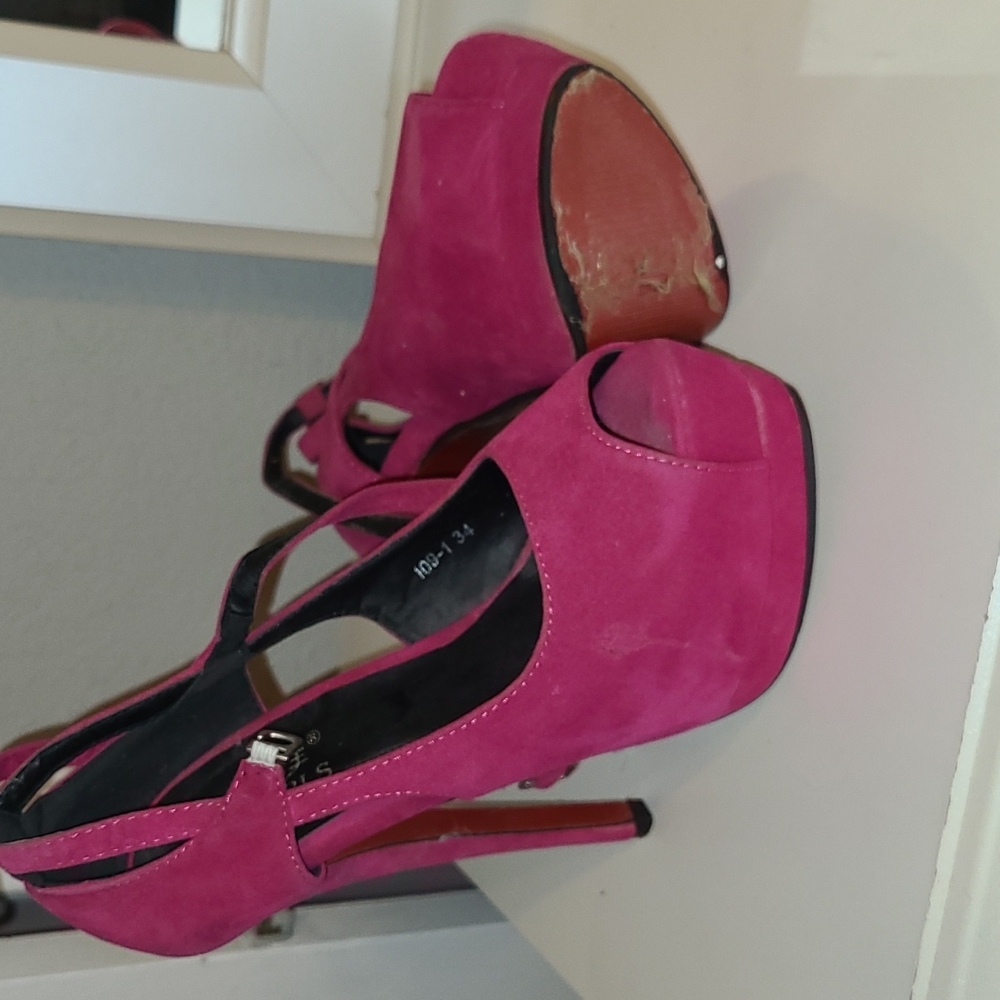 High heels - Picture 6 of 10
